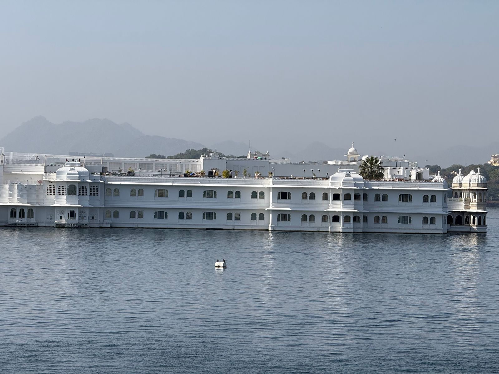 Lake Palace reflecting on Lake Pichola, Udaipur