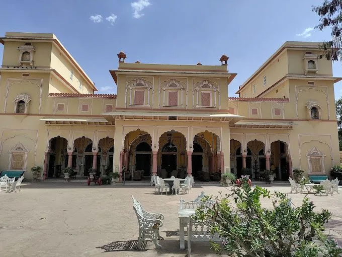 Hotel Narain Niwas Palace